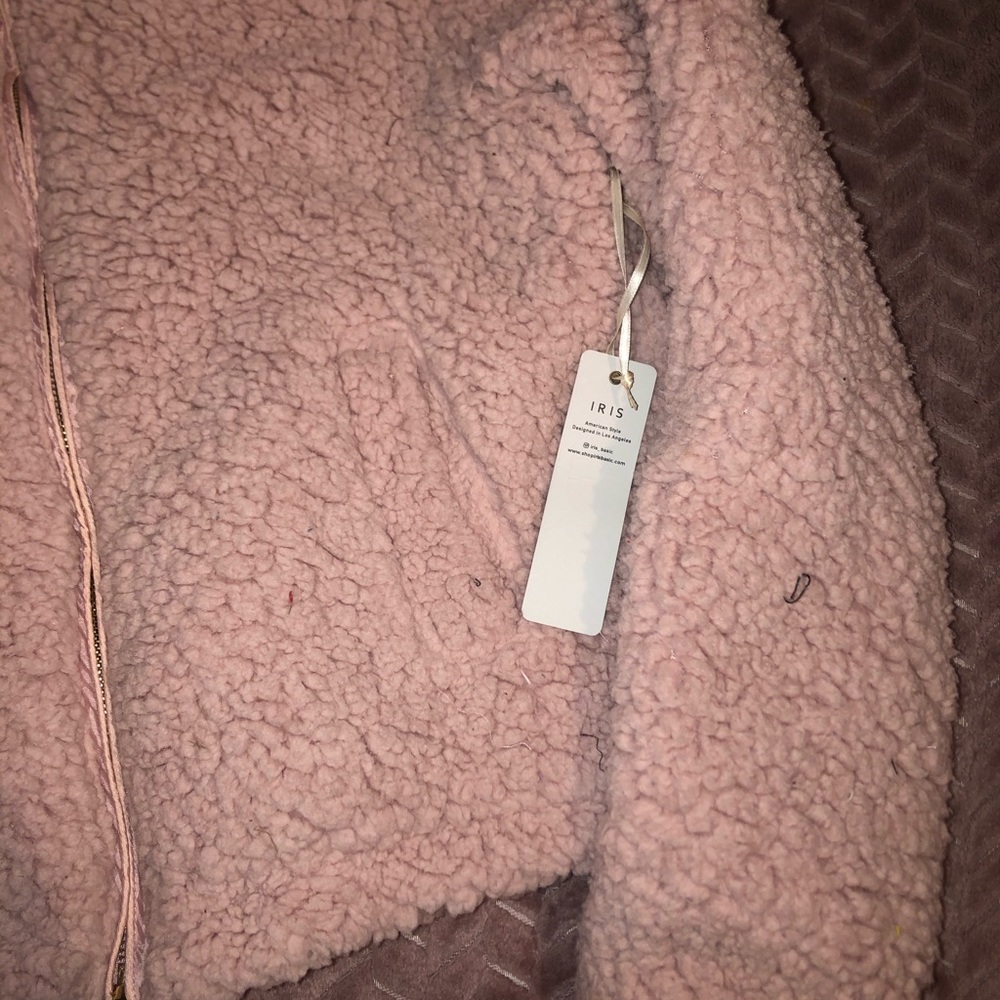 Cropped jacket - Picture 2 of 4